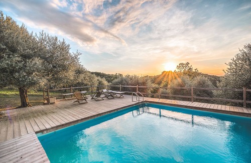 Pontedera Apartment | Agriturismo Alpaca CIGLIERI Panoramic Apartment with Swimming Pool