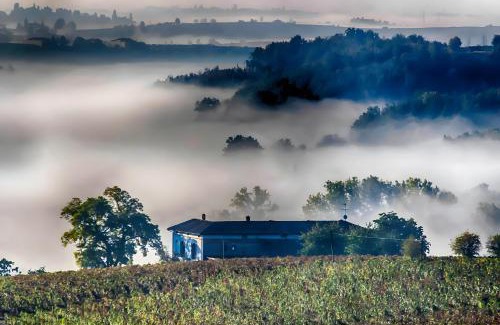 Castelletto Merli House | Agriturismo Cascina Favorita