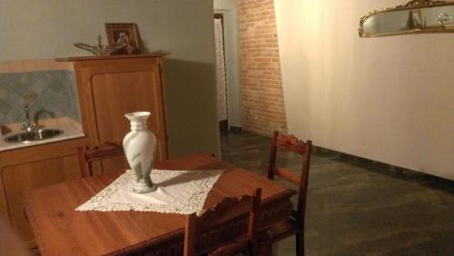 Neviglie House | Agriturismo ErcolAna
