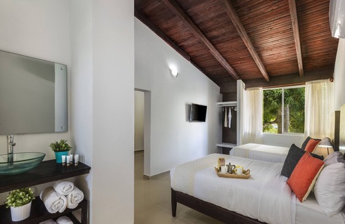 Villas Ana Maria Hotel | Ahnvee Resort Adults Only