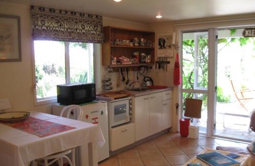 Okiato House | Aimeo Cottage