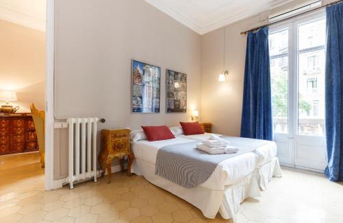 Gothic Quarter Apartment | AinB B&B Born-Via Laietana
