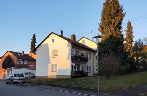 Lauda Apartment | Air bnb 'Merlion' in Königshofen, along the Romantic Route! WLAN