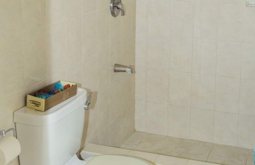 St. Lawrence Gap Apartment | Air conditioned 2 bed near Dover Beach