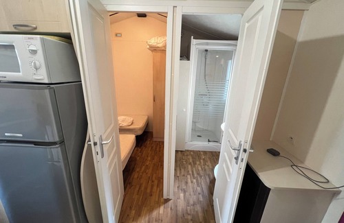 Lunel House | Air-conditioned mobile home with terrace - between sea and Camargue