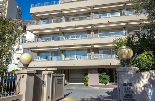 Saint-Raphael Apartment | Air-conditioned studio for 2, near beach and shops, WiFi