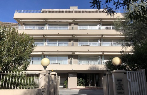 Saint-Raphael Apartment | Air-conditioned studio near beach and shops, balcony, parking, linens, and wifi available