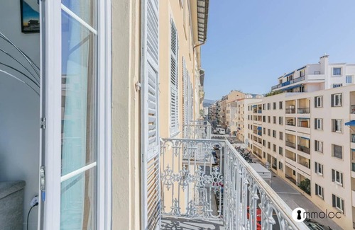 Quartier du Port Apartment | Air-conditioned studio in the Port of Nice