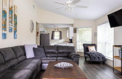 New Braunfels House | Air Haus LITE