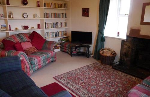 Castle Douglas House | Airie Farmhouse