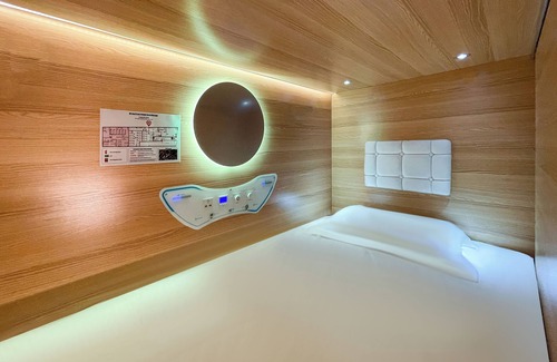 Hobart Central Business District Hotel | Airone Capsule Hotel