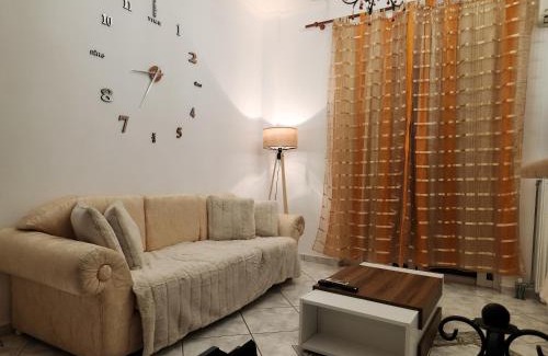 Paralia Porovitsis House | Akrata Maisonette