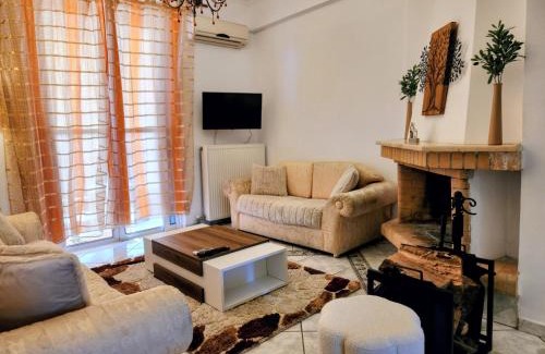 Paralia Porovitsis House | Akrata Maisonette