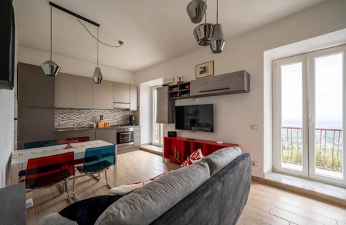 Rocca di Papa Apartment | Al Belvedere A - Cozy apartment with views of hills and village