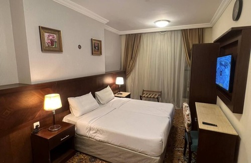 Mecca Hotel | Al Bilad Athnain 2 Hotel Makkah by Moro