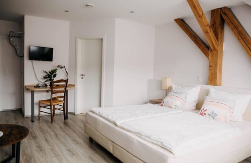 Wachenheim an der Weinstrasse Bed & Breakfast | Altstadt-residenz - Zimmer1