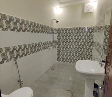 Lahore Hotel | AL Fateh Hotel
