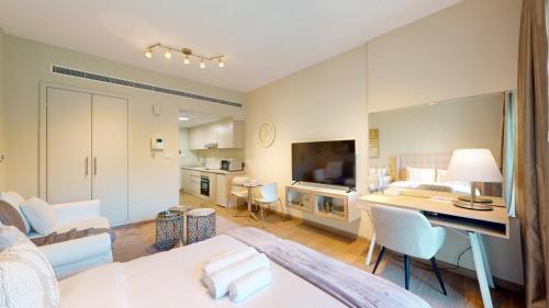 The Greens Apartment | Al Samar 3 - Chic Upgraded Studio in The Greens