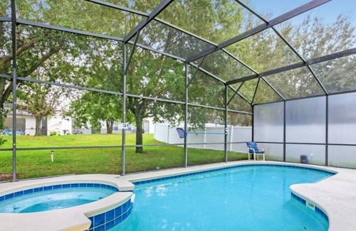 Legacy Park House | AL436 Beautiful 6 Bedroom Executive Pool Villa