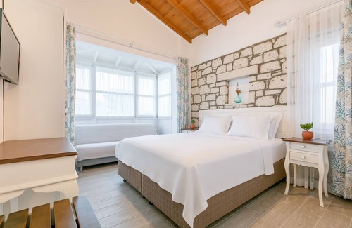Tokoglu Hotel | Alacati Fora Bella
