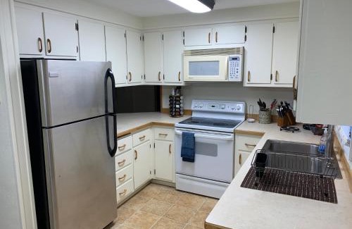 Fairbanks Apartment | Alaskana 3 bedroom Upper Apt
