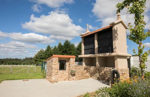 Lavacolla Hostel | ALBERGUE O FERVELLO