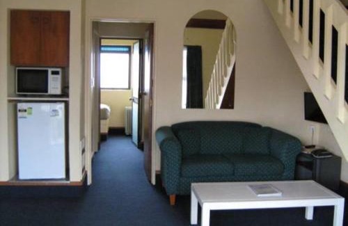 Hamilton North Hotel | Alcamo Motel
