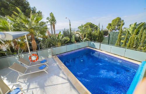 Alcanada Ski Chalet | Alcanada 1 for 8 with swimming pool 70m from the sea