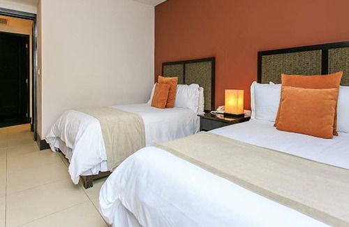 Downtown Condo | Aldea Thai 24 by Tripintravel