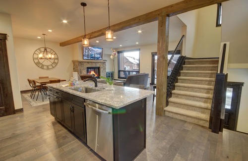 Keystone Apartment | Alders 854 Independence Rd