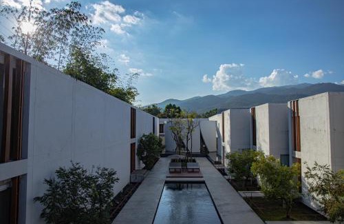 Su Thep Hotel | Aleela Villa