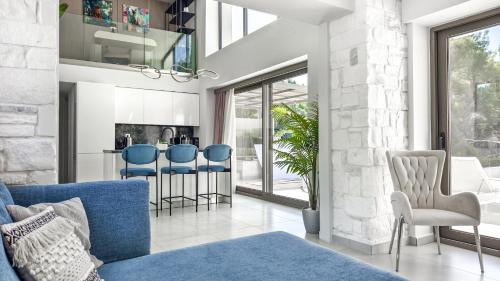 Kriopigi House | Alessandra Luxury Villas with Private Pools and Jacuzzi