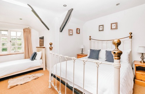 Kingsbridge Other | Alfresco Family Farmhouse with Sauna, Hot Tubs and Wild Swim Adventure