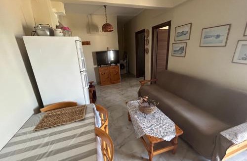 Paralia Dionysiou Apartment | Alia Mare Apartment