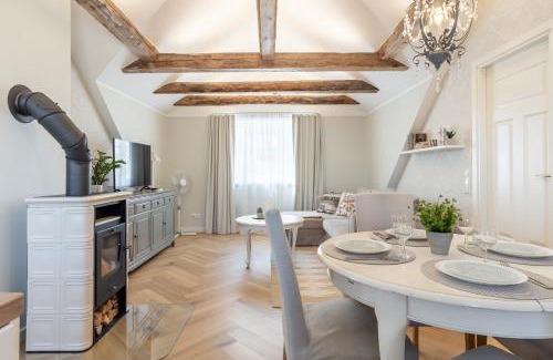 Parnu Apartment | Alice Backyard-Holiday home and Spa