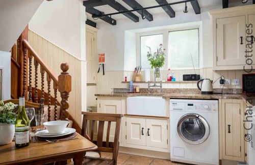 Blockley Cottage | ALICE COTTAGE, pet friendly, character holiday cottage in Blockley