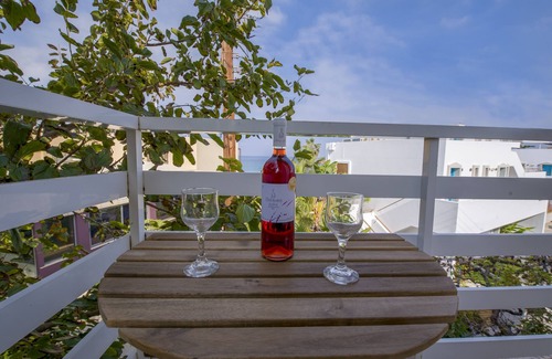 Agii Apostoli Apartment | Alisahni Home1 only 70 m from the beach