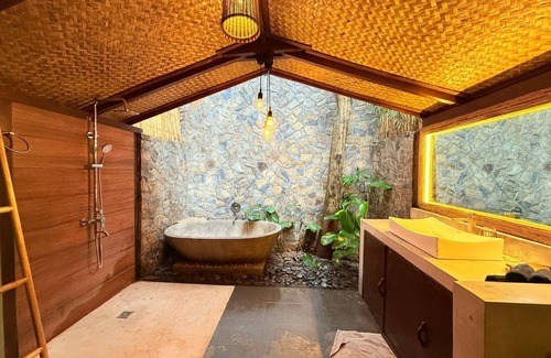 El Nido Villa | Alitaptap villa with private pool, 1 free Scooter, and nearby free gym access