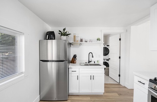 West Seattle House | ★ ALKI BEACH HOUSE ★ PARKING