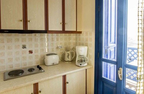 Finiki Apartment | Alkioni Hotel
