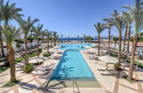 El Hadaba Hotel | All-Inclusive Family Stay: 4 Rooms, Beach, Spa, Tennis, Archery & Snorkeling Fun
