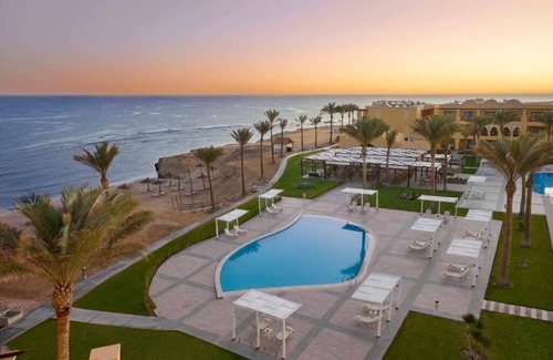El Quseir Hotel | All-Inclusive Stay with Waterpark, Spa & Near Diving Spots l 4 Pool-view Rooms