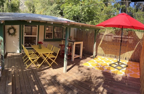 Nice Cabin | ALL INCLUSIVE AMENITIES &TAX.Kayak,SUP,Pedal Boat,PingPong, Pickleball,Movie Nt