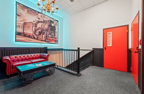 Wallingford Center Apartment | All New Studio apartment in center of town