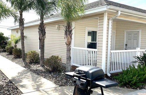 Corpus Christi Cottage | All New! Your Island Escape!