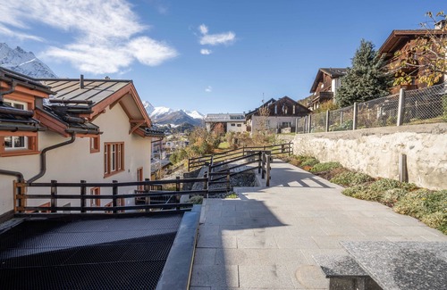 Engadin Scoul Apartment | Allegra and welcome to the Villa Hartenfels 2 vacation apartment