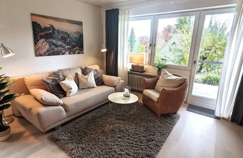 Irsengund Apartment | Allgäu Neschd Ruhige, Gemütliche Ferienwohnung mit Großer Sonnenterrasse