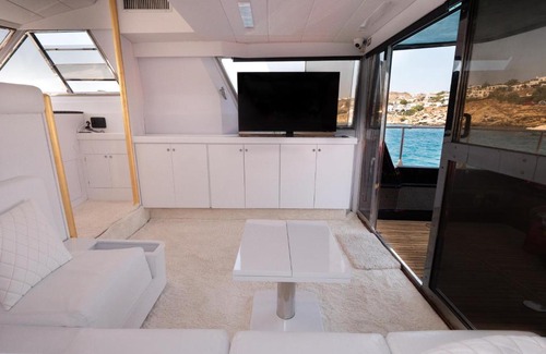 Ornos Boat Rental | Allure Cruises