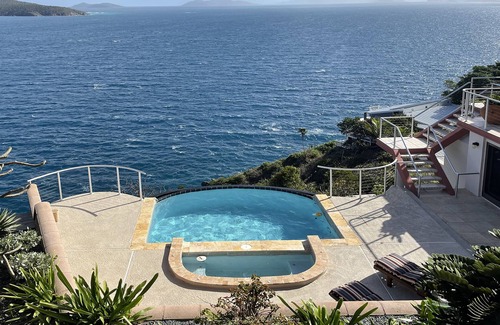 Peterborg Villa | Alluring "Villa Vista" Red Rock Peterborg, St. Thomas, US Virgin Islands