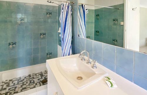 Arcadia Apartment | Alma Bay Holiday Unit 2